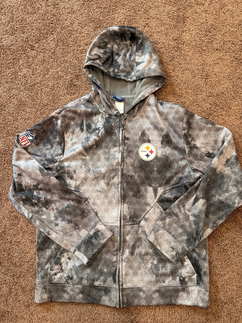 Reebok Gray & Black Pittsburgh Steelers Zip Hoodie